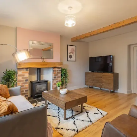 Holiday home Host & - The Braes *